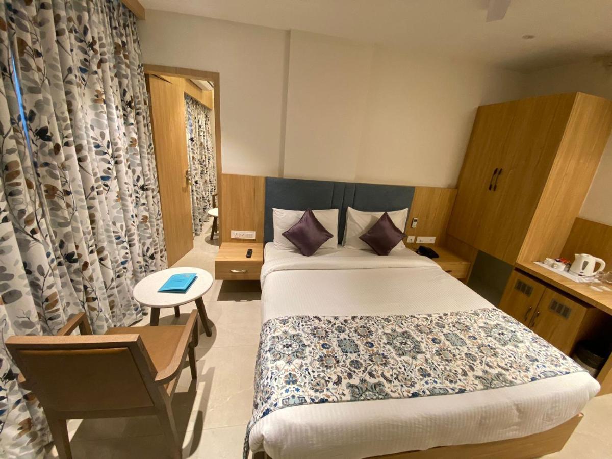 Hotel Mumbai House Express Udaipur Ngoại thất bức ảnh