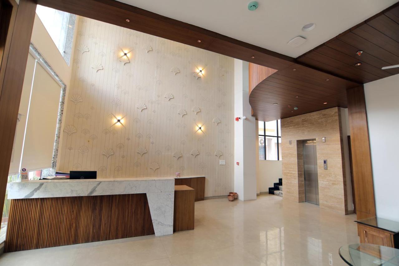 Hotel Mumbai House Express Udaipur Ngoại thất bức ảnh