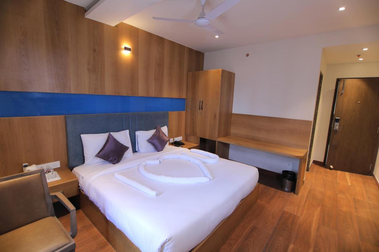 Hotel Mumbai House Express Udaipur Ngoại thất bức ảnh