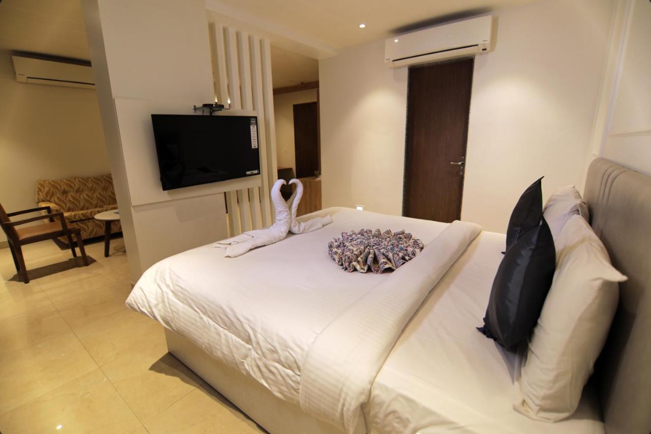 Hotel Mumbai House Express Udaipur Ngoại thất bức ảnh