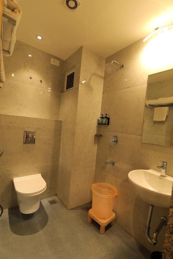 Hotel Mumbai House Express Udaipur Ngoại thất bức ảnh